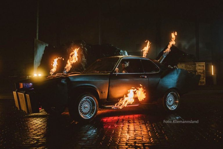 Nachgebaut: Vom Opel zum Batmobil